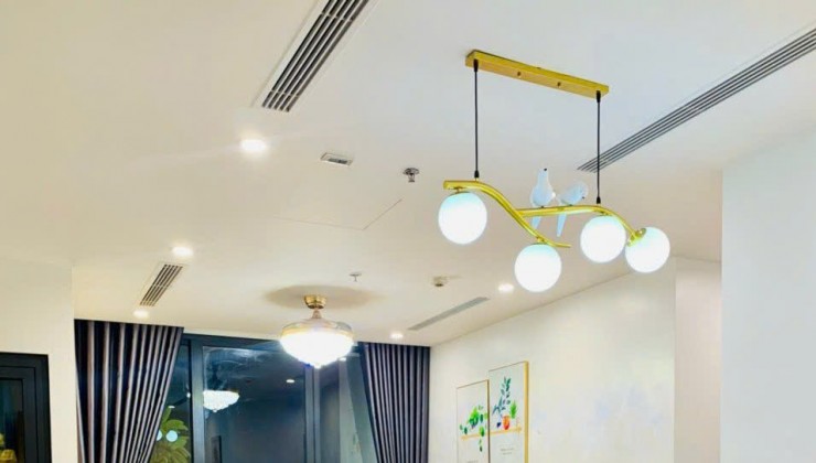 HIẾM ! Bán căn hộ 2n2vs 70m2 đẹp nhất Tòa Vinaconex 3 đường Cương Kiên đối diện tòa BHXH giá 3,5 tỉ