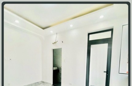 NHÀ MỚI BTCT hoàn thiện 4 tầng có 4PN 4WC, tại CAO LỖ địa điểm TOPAZ CITY, hiện đang cho thuê VP 16.tr/ THÁNG