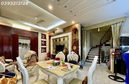 Biệt Thự Siêu Hiếm 55m2, Phố Khâm Thiên, Đống Đa, 5Tầng Full Nội Thất, Mặt Tiền5.5m, Nhỉnh13Tỷ.