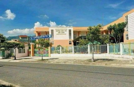 BÁN ĐẤT TẶNG NHÀ CẤP 4 CŨ, ĐƯỜNG Ô TÔ, GIÁ 2tỷ300
