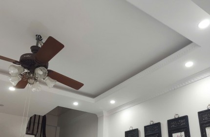 BÁN NHÀ NGỌC LÂM 40M2, 5 TẦNG, NGÕ RỘNG THOÁNG, KHU AN NINH DÂN TRÍ CAO