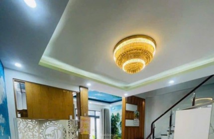 Bán nhà 3 Tầng 60m2, ngay Ngã 4 Thủ Đức, Khu Cán Bộ gần Trường Hoa Lư, chỉ 5 tỷ 8