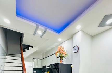 HOT nhà quận 10 trung tâm tiện ích full . 27M2 4 tầng cách 100m ra hẻm xe hơi p12