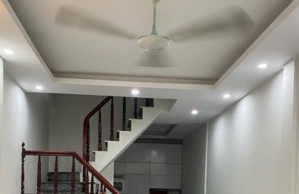 TRẦN QUỐC VƯỢNG CẦU GIẤY NGÕ NÔNG CÁCH ÔTÔ VÀI BƯỚC CHÂN 40M2 8.95 TỶ