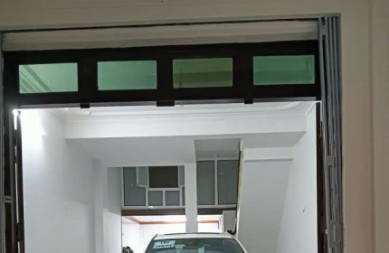 NGUYỄN PHÚC LAI, ĐỐNG ĐA,60M2 5 TẦNG, NHÀ ĐẸP PHÂN LÔ, Ô TÔ ĐỖ CỬA Ô TÔ VÀO NHÀ, KINH DOANH, GẦN HỒ, KHU VỰC SẦM UẤT. NGÕ THÔNG GIÁ 17.9 TỶ