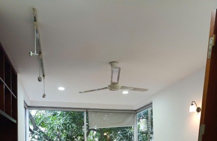 TẬP THỂ  ĐỐNG ĐA - KINH DOANH GÌ CŨNG ĐƯỢC - Láng Hạ 40 m, tầng 1 mt 3.5m, giá  2.75 tỷ