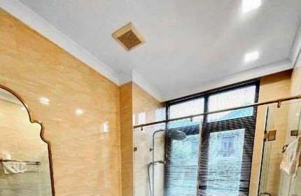 2 tỷ 5 có căn chung cư Sài Đồng Long Biên ở ngay rộng 62m 2 ngủ 1 wc sổ đỏ sẵn sang tên