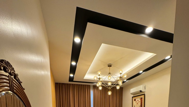 Bán Nhà Lô Góc - Hoàng Minh Đạo - Ô Tô Tránh, Vị Trí Đẹp

 • Diện tích: 57/58m² - Mặt tiền: 4,3m
