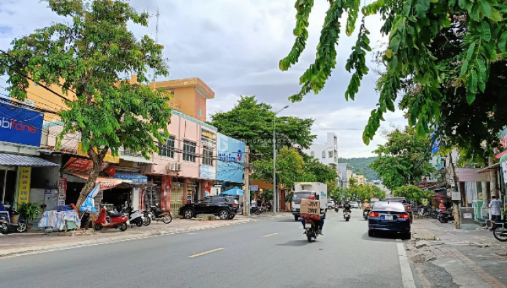 MẶT TIỀN ĐANG CHO THUÊ CÓ THU NHẬP 30TR/THÁNG CHO CHUỖI HỆ THỐNG LỚN LÂU DÀI