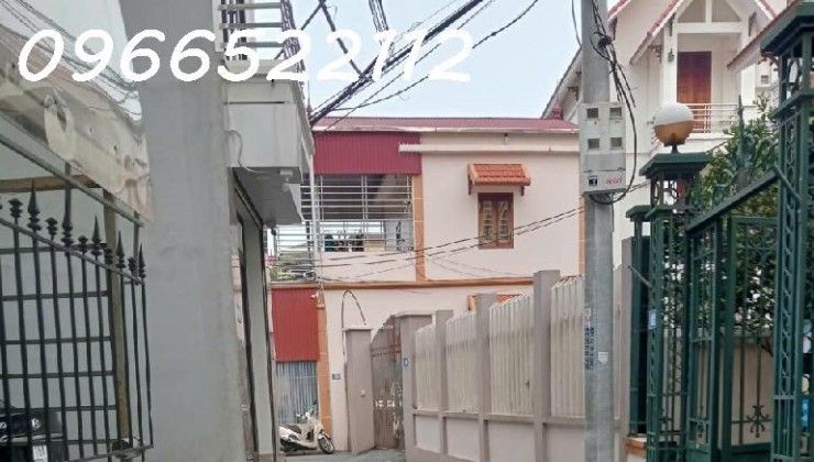 Bán Đất Tại Bát Khối - Diện Tích 40m², Giá 4 Tỷ, Ngõ ô tô 7 chỗ vào tận đất