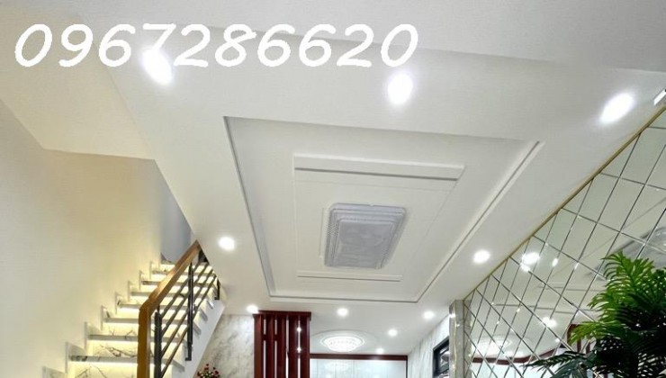 Bán nhà Nguyễn Văn Khối, 4x9m, full nội thất cao cấp, giá nhỉnh 3.x tỷ