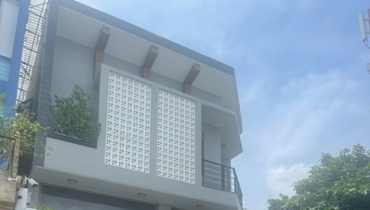 BIỆT THỰ 2 MẶT TIỀN ĐƯỜNG,220M2, KINH DOANH CỰC TỐT_ QUẬN 12