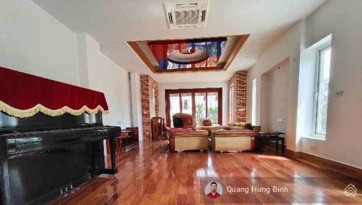 Bán nhà mặt Đường Vạn Phúc, Cổng Làng Lụa, Hà Đông, Kinh doanh Đắc Địa, 100m2x 7T thang máy, 27 tỷ.