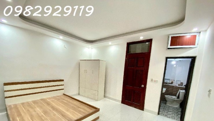 Nhà đẹp, Ở LUÔN, NỘI THẤT FULL, gần ÔTÔ, DT 35M2