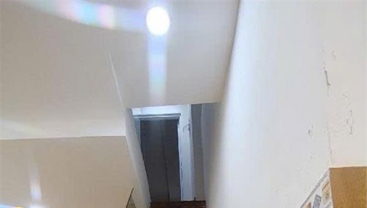 Bán Nhà 2 Tầng 55m² Lê Hồng Phong 2PN2WC- Vị Trí Vàng Quận 10