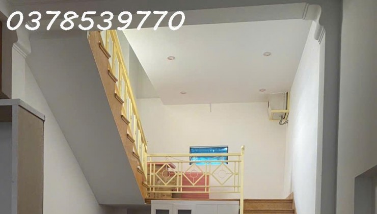 Bán nhà trong ngõ xã Vũ Chính TP Thái Bình , S 50m2, Mt 4,5m, giá 1 tỷ 350