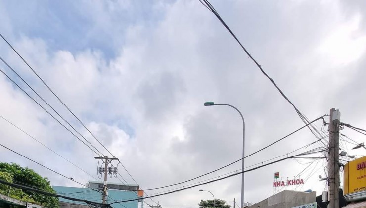 Bán nhà mặt tiền 8x22m giá 13,49 tỷ Đường Huỳnh Thị Hai, Quận 12
