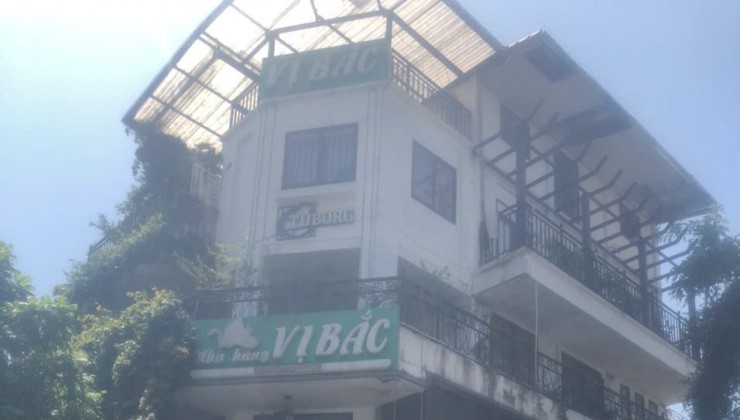 Bán nhà mặt tiền, ô tô đỗ cửa thị trấn Văn Điển, Thanh Trì. Diện tích: 55m2 x 3 tầng.  Giá rẻ chỉ: 1x  tỷ