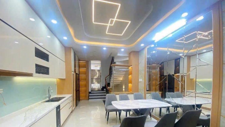 Nhà Nguyễn Thượng Hiền , P.6, HXH,82m2,3 tầng , 5 PN,PL Chuẩn