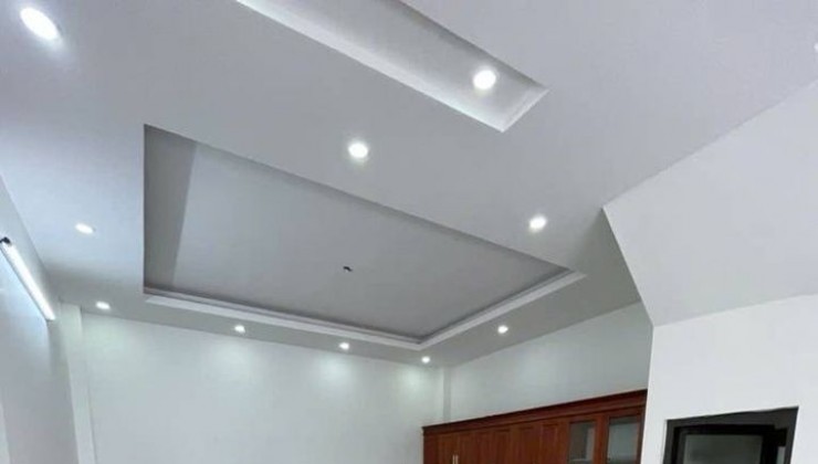 Nhà C4 Tăng Bạt Hổ , P.11, 70 m2,HXH thông sát,HC