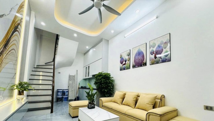 ✳️Bán Nhà Thái Hà 24M2 4T MT 3.3 M, Chỉ 5.6Tỷ  Nhà Đẹp Phân Lô - OTO Cách Nhà 30m - Ngõ 3 Gác Đống Đa ✳️