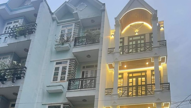 Bán lô đất ở 100% DT 26,70 x16.70m tổng 463 m2 đất ở hẻm trước nhà 11 m giá 20.5 tỷ
