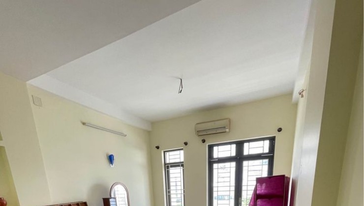 Cho thuê nhà mặt tiền Nguyễn Cửu Đàm 80m2, 2Lầu+ST-NGAY NGÃ TƯ