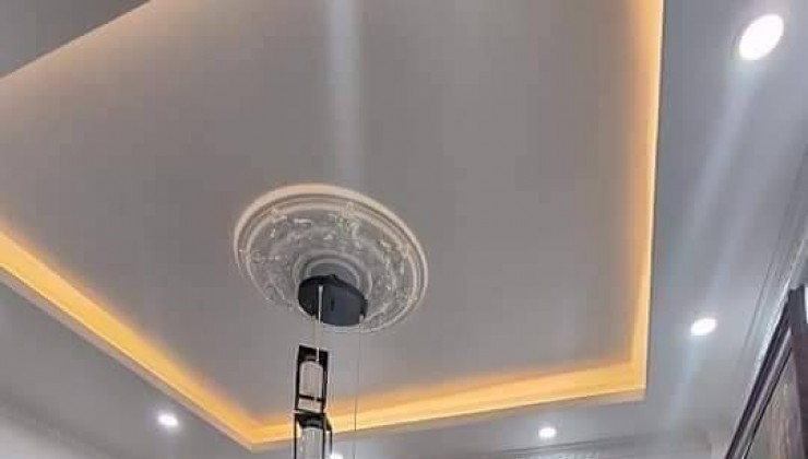 HIẾM. nhà Kđt Mậu Lương 50m2, 5 TẦNG, giá 12 tỷ. PHÂN LÔ - Ô TÔ TRÁNH - VỈA HÈ - KINH DOANH - TIỆN ÍCH BẠT NGÀN.