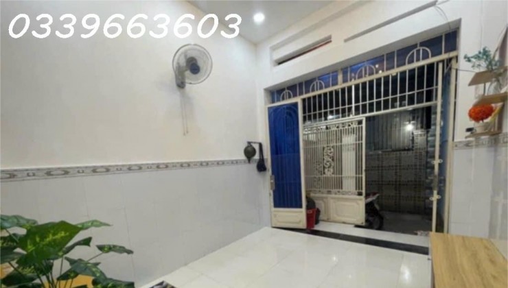 BÁN NHÀ QUẬN 7, HẺM 4M, GẦN NGUYỄN THỊ THẬP, 2 TẦNG, 30M2, CHỈ NHỈNH 3 TỶ