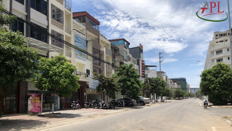 Cho thuê shophouse Thanh Bình, mặt đường trục giao thông chính.