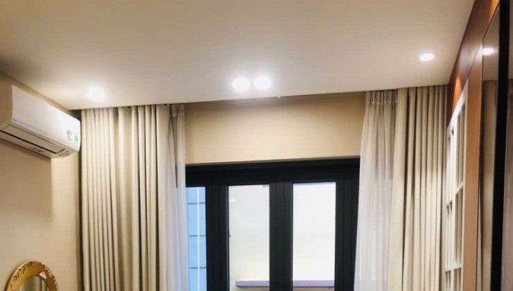 Phương Mai, Đống Đa, 45m2-6 tầng- Thang máy, Sát Hồ, Ôtô sát nhà, Chỉ 9,x tỉ, LH 0904690958