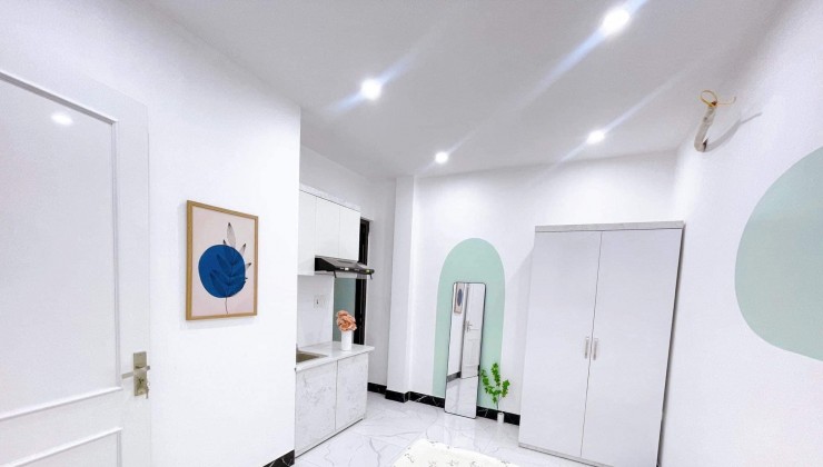 Bán căn hộ studio phố Khâm Thiên , 30m2 ,full đồ , chưa đến 1 tỷ