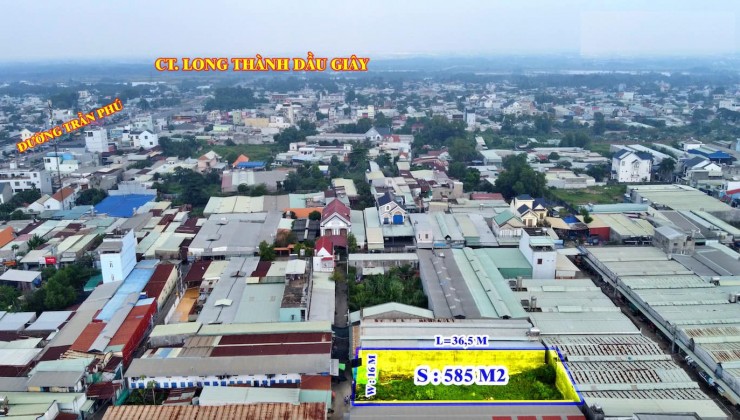 Cần bán gấp lô đất đẹp 585m2  tại Bến Cam, xã Phước Thiền, Nhơn Trạch.