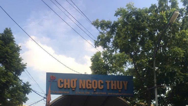 Mảnh đất tuyệt đẹp ở Ngọc Thụy, nằm ngay sát vườn hoa Ngọc Thụy, phía sau là Trường Quốc tế Việt Pháp giá 7.09 tỷ