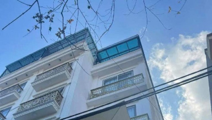 Bán nhà Hoàng Đạo Thành, 56m2, 13,5 tỷ, ô tô tránh, kinh doanh đỉnh, thang máy xịn, nội thất đẹp