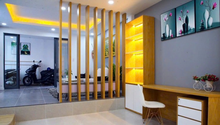 BÌNH THẠNH, VIP NGUYỄN VĂN ĐẬU, NHÀ NỞ HẬU TÀI LỘC, DT 100M2 SIÊU NGON, 3 PN CÓ HỒ BƠI,