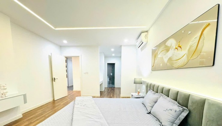 CHÍNH CHỦ BÁN CHUNG CƯ CT2 VĂN KHÊ 135M2