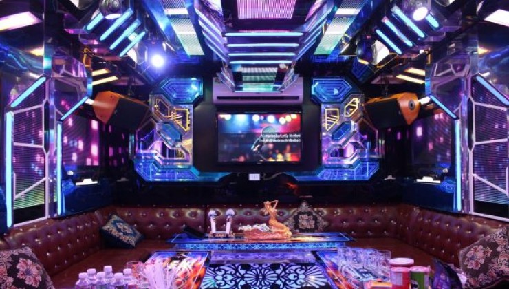 Quận 9 – TP Thủ Đức ! Chính Chủ Sang Nhượng Lại Karaoke Giấy Phép Kinh Doanh Đầy Đủ, Tel : 0933122285 ( chính chủ )