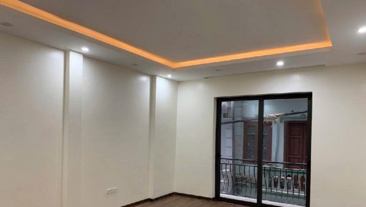 Chỉ hơn 100tr/m2 có ngay nhà TT Quận Đống Đa 48m2 x Mặt tiền khủng 6M