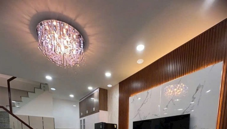 Nhà VIP 4 Tầng Mới Full NT, DT 30.5m2, Trường Sa, Q.PN - Chỉ 6.5 Tỷ TL. LH:0777799034 – 0898425790.