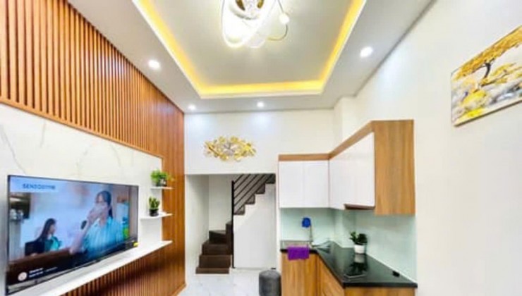 Cực hiếm nhà Kim mã, vào ở luôn, nhà mới, dtsd gần 100m2 giá nhỉnh 4 tỷ