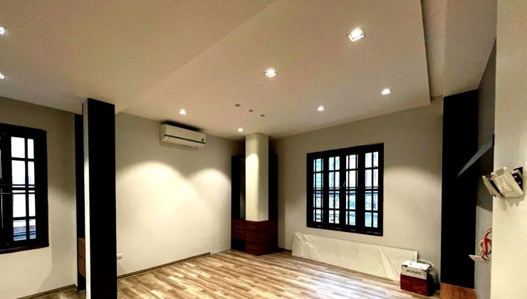 BÁN NHÀ VÕNG THỊ, TÂY HỒ. 40M2 6 TẦNG MT 7M 18 TỶ- LÔ GÓC- KHU PHỐ SẦM UẨT- KINH DOANH ĐỈNH CAO.