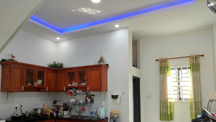 Bán nhà hẻm 27 Phan Sào Nam, DT 56,19 m2, 4PN  giá chỉ 13,2 tỷ