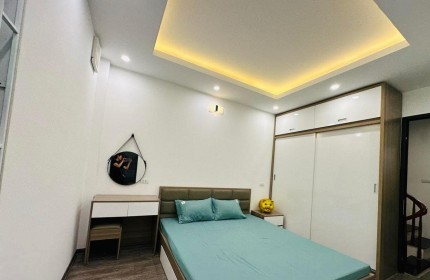 Nhà Vip phố Tân Mai, ô tô vào nhà, lô góc, sổ vuông đẹp, 40m2*5T