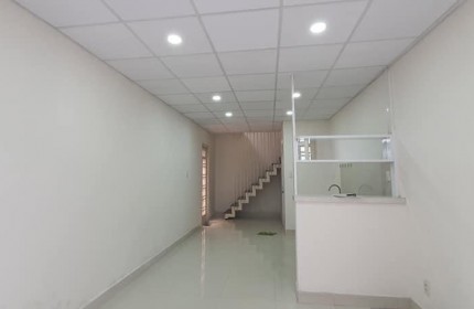 Nhà Hai Mặt Tiền - Hẻm Xe Hơi Bùi Đình Túy Phường 12 Bình Thạnh - 30M - SỔ ĐẸP VUÔNG VỨC - CHỈ 4.3 TỶ.