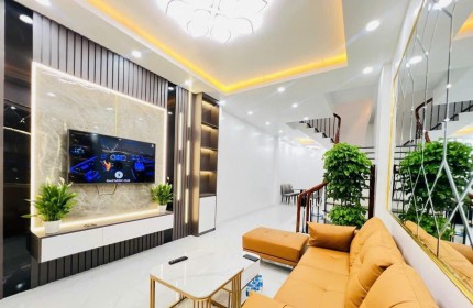 Nhà HXH 3 tầng gần Nguyễn Duy Trinh, 52m2, 3 tầng , 3PN , Hoàn công