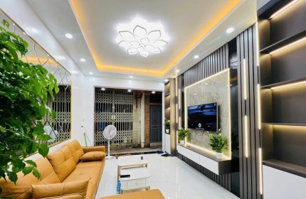 Nhà HXH 3 tầng gần Nguyễn Duy Trinh, 52m2, 3 tầng , 3PN , Hoàn công