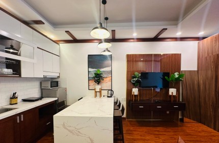Cho thuê căn hộ ngay mặt phố Ngô Sĩ Liên, Văn Miếu , Đống Đa