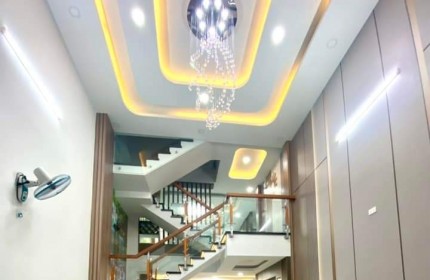 CẦN BÁN NHANH BIỆT THỰ 3 TẦNG MÁI THÁI 80M2, 6X16 CHỈ 5.5 TỶ TL. TIẾT KẾ SANG TRỌNG, MẶT TIỀN NHÁNH THỚI TAM THÔN, GẦN CHỢ HÓC MÔN.