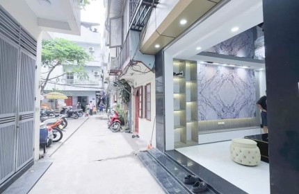 Bán nhà đẹp nhỉnh 5tỷ ngõ ôtô phố Hoàng Hoa Thám 30m2 5tầng Ba Đình